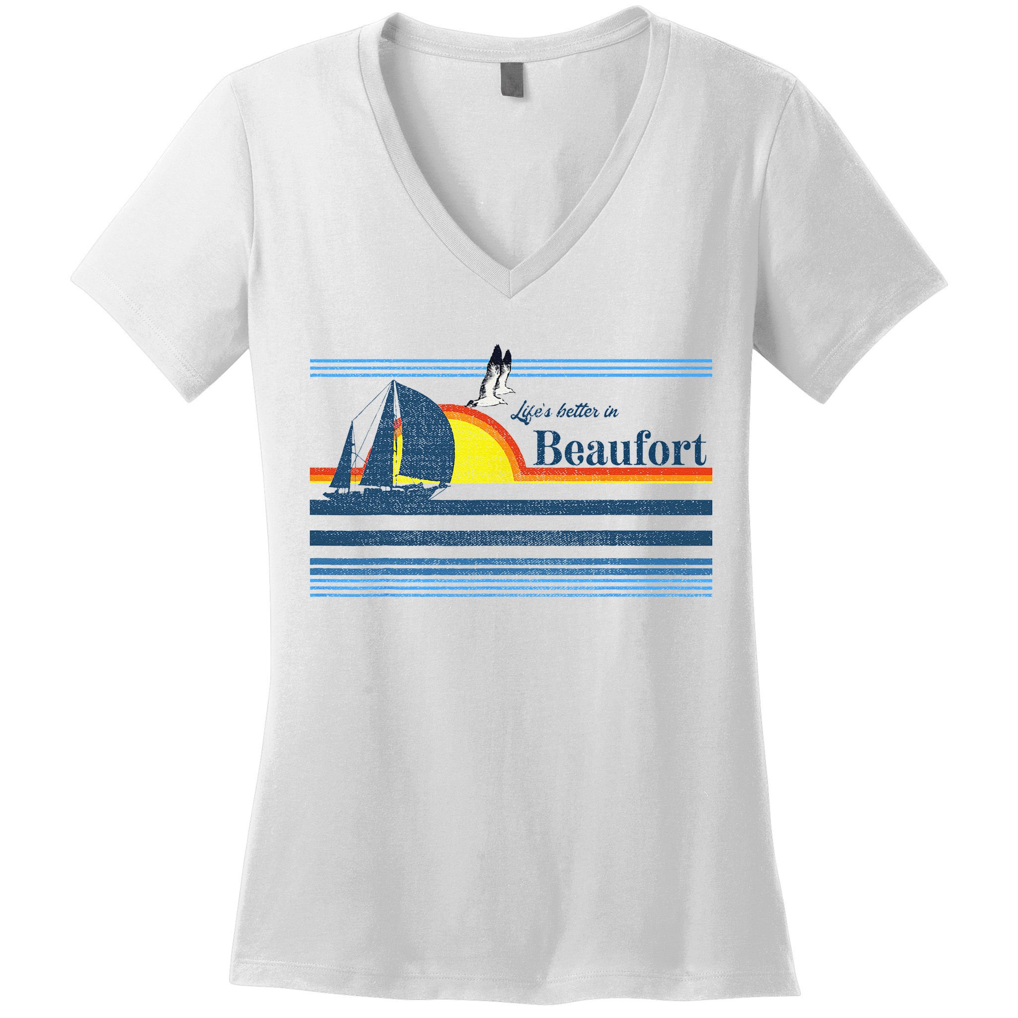Beaufort North South Carolina NC SC Gift Beach Retro Vintage Women's V-Neck T-Shirt