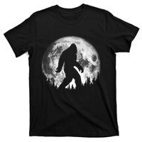 Bigfoot Night Stroll! Cool Full Moon & Trees Sasquatch T-Shirt