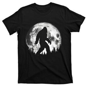 Bigfoot Night Stroll! Cool Full Moon Night & Trees Sasquatch T-Shirt