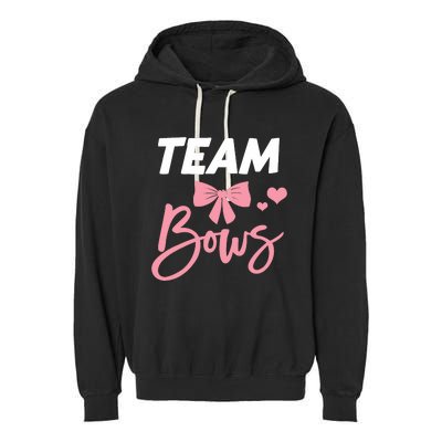 Burnouts Or Bows Team Boy Team Girl Gender Reveal Garment-Dyed Fleece Hoodie