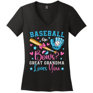 Baseball or Bows Great Grandma Loves You Cute Gender Reveal Women's V-Neck T-Shirt