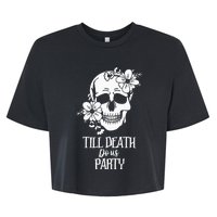 Bride or Die Skull Halloween Gothic Style Bachelorette Party Bella+Canvas Jersey Crop Tee