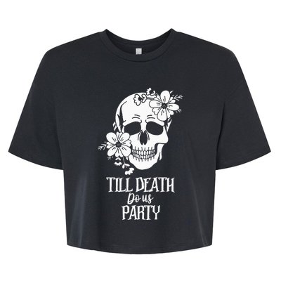 Bride or Die Skull Halloween Gothic Style Bachelorette Party Bella+Canvas Jersey Crop Tee