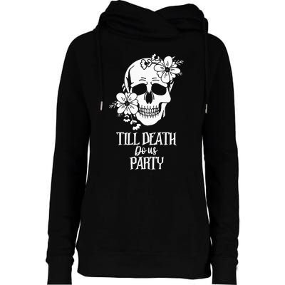 Bride or Die Skull Halloween Gothic Style Bachelorette Party Womens Funnel Neck Pullover Hood