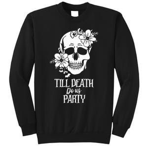 Bride or Die Skull Halloween Gothic Style Bachelorette Party Sweatshirt