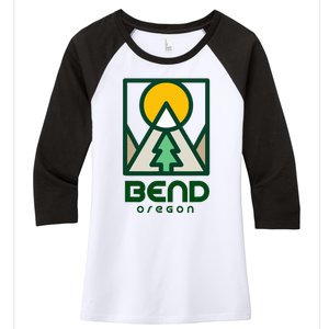 Bend Oregon Mountain Sunset Vacation Women's Tri-Blend 3/4-Sleeve Raglan Shirt