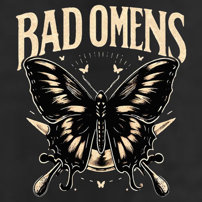 B.Ad Omens Moth Adult Drive Performance Visor