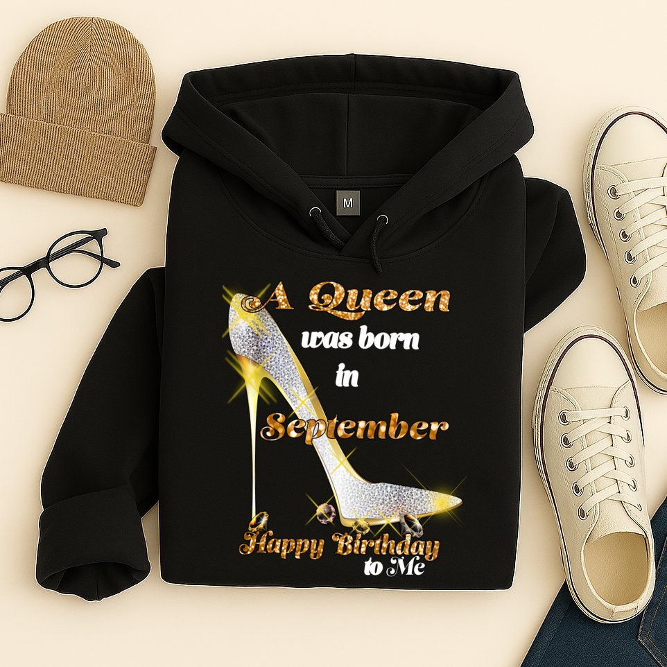 Born In August Birthday Queen Hoodie