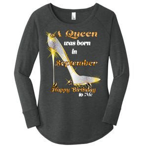 Born In August Birthday Queen Women's Perfect Tri Tunic Long Sleeve Shirt