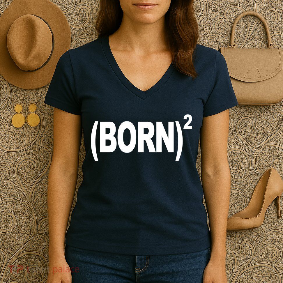 Born squared Women's V-Neck T-Shirt