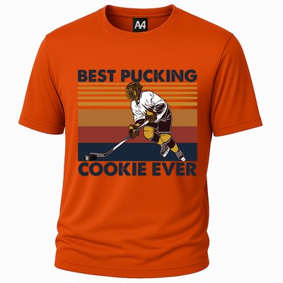 Best Pucking Cookie Ever Funny Hockey Aunt Saying Gift Cooling Performance Crew T-Shirt