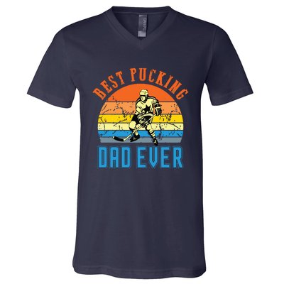 Best Pucking DAD Vintage Retro Fathers Day Gif V-Neck T-Shirt