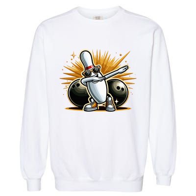 Bowling Pin Dabbing Sunglasses Bowler Player Garment-Dyed Sweatshirt