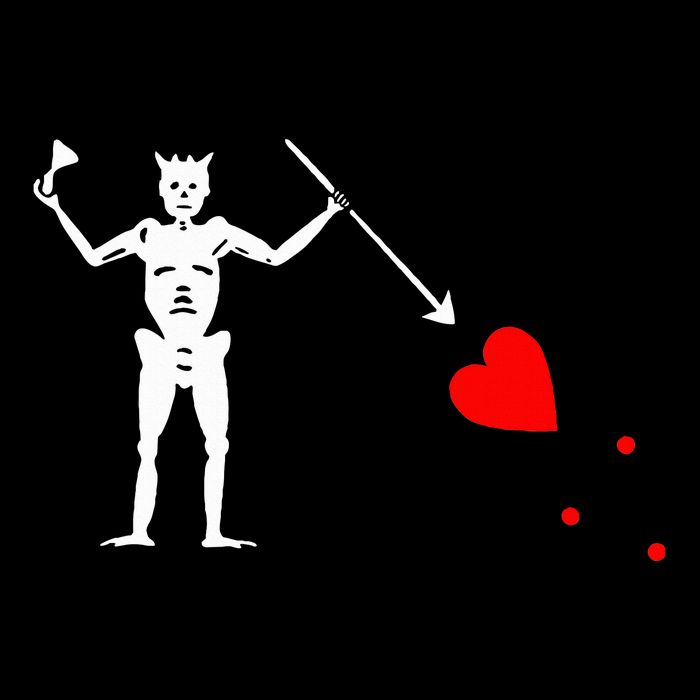Blackbeard Pirate Flag Jolly Roger Skeleton Halloween T-Shirt