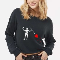 Blackbeard Pirate Flag Jolly Roger Skeleton Halloween Cropped Pullover Crew