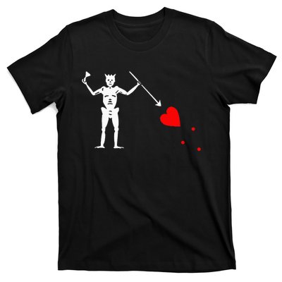 Blackbeard Pirate Flag Jolly Roger Skeleton T-Shirt