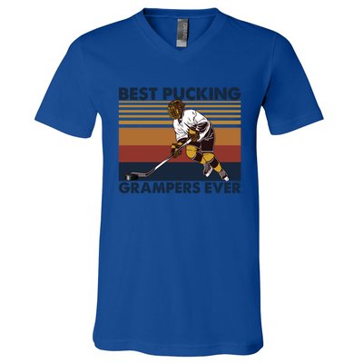 Best Pucking Grampers Ever Funny Hockey Grandpa Saying Gift V-Neck T-Shirt