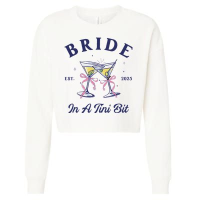 Bachelorette Party Martini Lover Bride An A Tini Bit Bride Cropped Pullover Crew