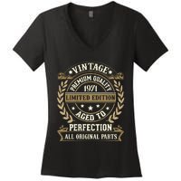 Birthday Premium Quality 1971 Birthday Mom Dad Gift 52nd Birthday Women's V-Neck T-Shirt