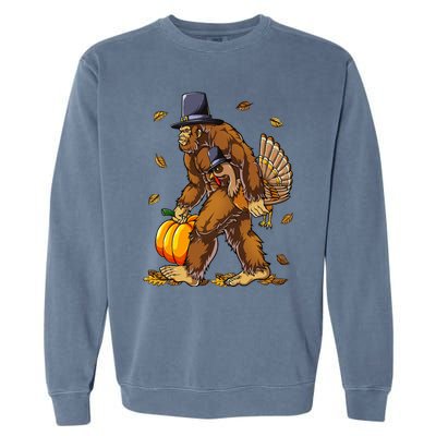 Bigfoot Pilgrim Turkey Pumpkin Thanksgiving Day Garment-Dyed Sweatshirt