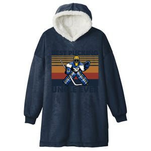 Best Pucking Uncle Ever Funny Hockey Uncle Saying Gift Hooded Wearable Blanket