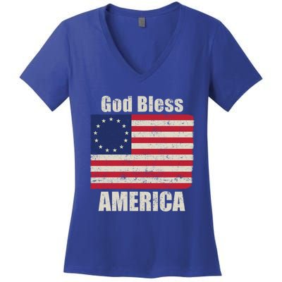 Betsy Ross Flag 1776 Revolutionary War God Bless America Gift Women's V-Neck T-Shirt