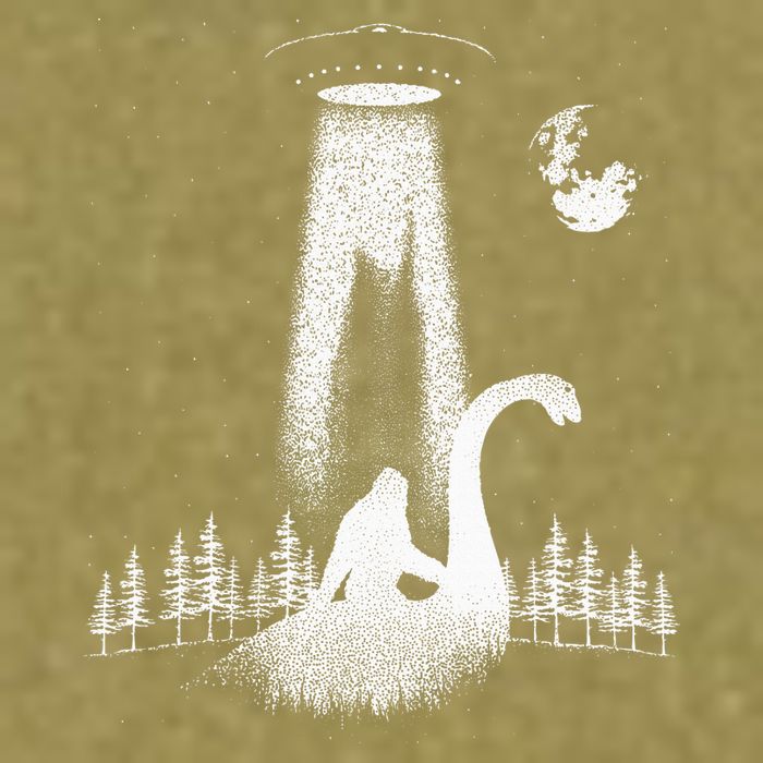 Bigfoot Riding Loch Ness Monster Nessie Funny Sasquatch Ufo Garment-Dyed Women's Muscle Tee