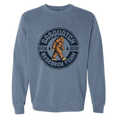 Bigfoot Research Team Retro Vintage Sasquatch Men Women Garment-Dyed Sweatshirt