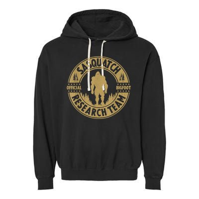 Bigfoot Research Team Retro Vintage Sasquatch And Trees 70s Garment-Dyed Fleece Hoodie