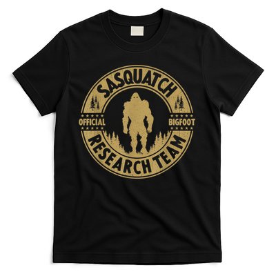 Bigfoot Research Team Retro Vintage Sasquatch And Trees 70s T-Shirt