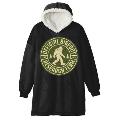 Bigfoot Research Team Retro Vintage Sasquatch Hooded Wearable Blanket