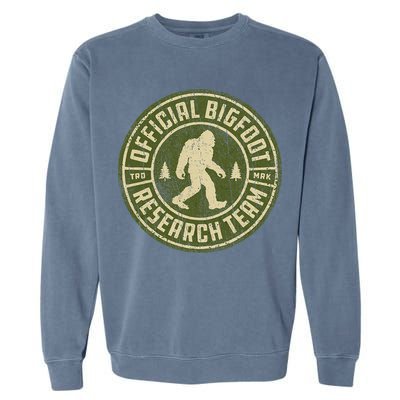 Bigfoot Research Team Retro Vintage Sasquatch Garment-Dyed Sweatshirt