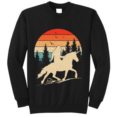 Bigfoot Riding Unicorn! Funny Sasquatch Unicorn Retro Sunset Sweatshirt