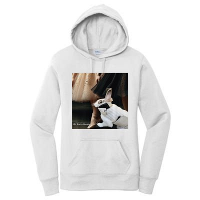 Bunny Rabbit With Ballet Dancers Women's Pullover Hoodie