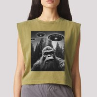 Bigfoot Sasquatch Alien Ufo Garment-Dyed Women's Muscle Tee