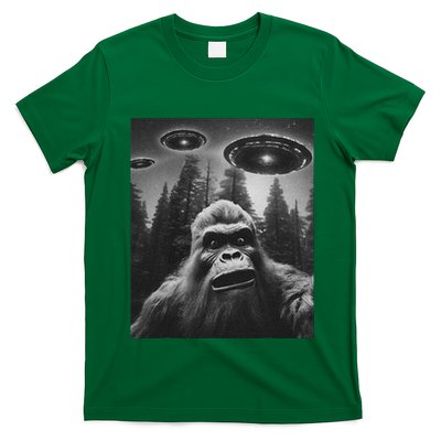 Bigfoot Sasquatch Alien Ufo T-Shirt