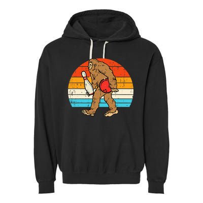 Bigfoot Sasquatch Bowling Retro Bowler Team Garment-Dyed Fleece Hoodie