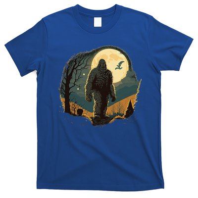 Bigfoot Sasquatch Cool Yeti Halloween T-Shirt
