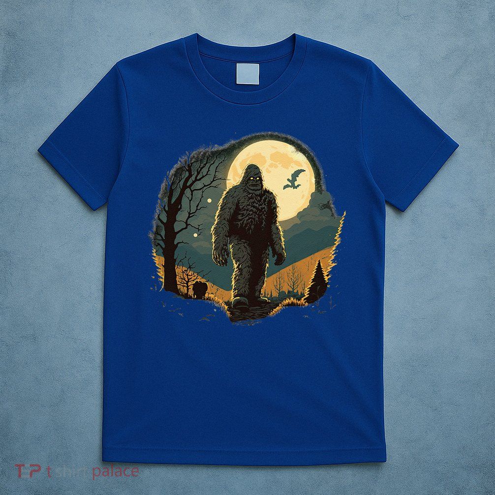 Bigfoot Sasquatch Cool Yeti Halloween T-Shirt