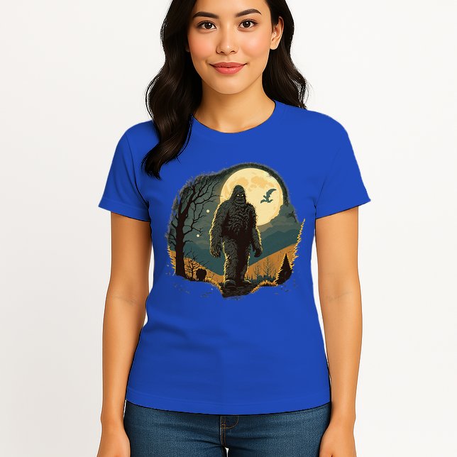 Bigfoot Sasquatch Cool Yeti Halloween Womens T-Shirt
