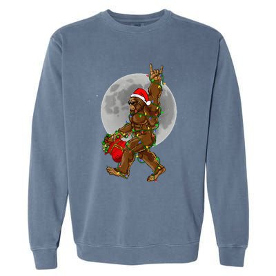 Bigfoot Santa Christmas Tree Lights Funny Xmas Sasquatch Garment-Dyed Sweatshirt