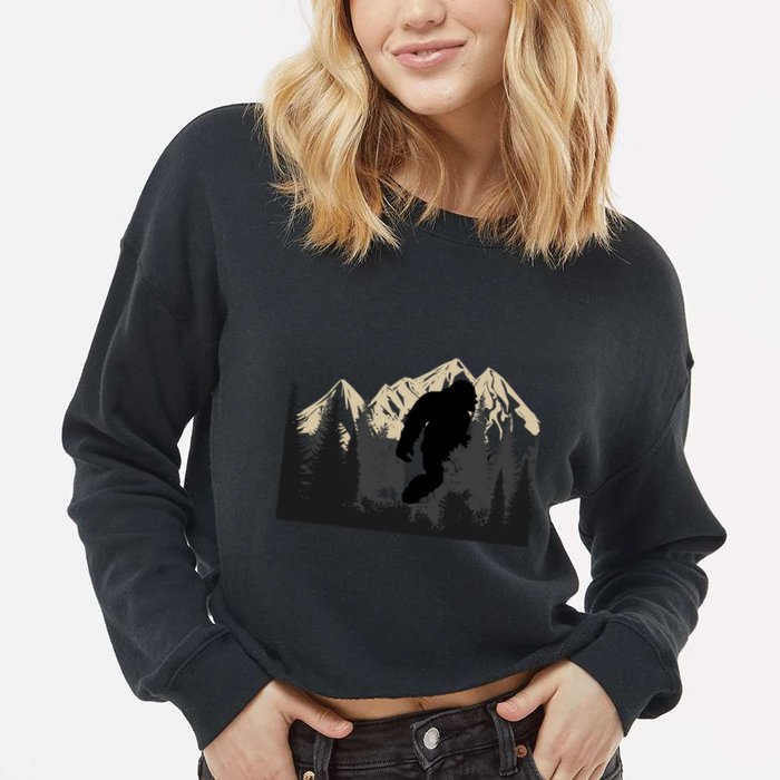 Bigfoot Sasquatch Design And Trip Hiking Lovers Gift Cropped Pullover Crew
