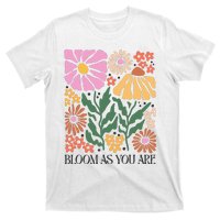 Boho Summer Flower Botanical Nature Lover Floral Wildflower T-Shirt