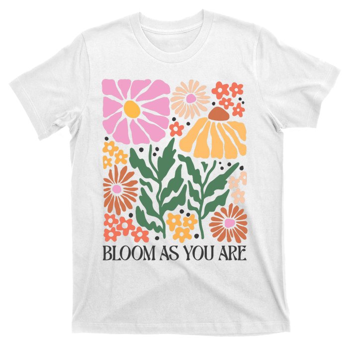 Boho Summer Flower Botanical Nature Lover Floral Wildflower T-Shirt