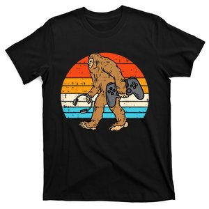 Bigfoot Sasquatch Gamer Retro Gaming T-Shirt