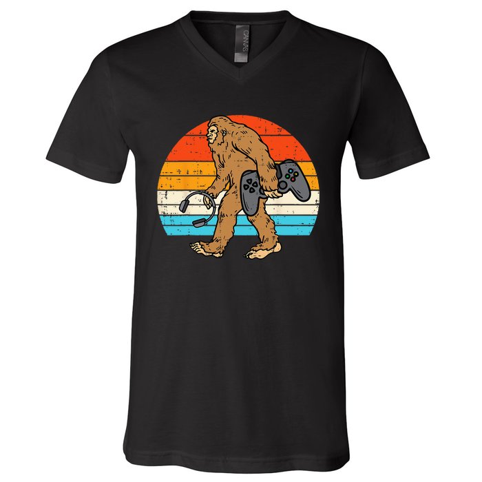 Bigfoot Sasquatch Gamer Retro Gaming V-Neck T-Shirt