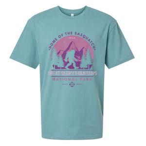 Bigfoot Sasquatch Great Smoky Mountains National Park Sueded Cloud Jersey T-Shirt