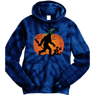 Bigfoot Sasquatch Halloween Lover Witch Giant Pumpkin Halloween Haunted House Tie Dye Hoodie