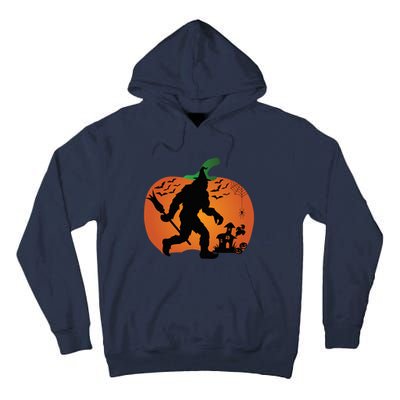 Bigfoot Sasquatch Halloween Lover Witch Giant Pumpkin Halloween Haunted House Tall Hoodie