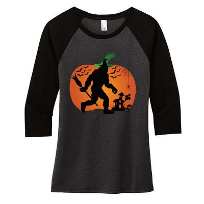 Bigfoot Sasquatch Halloween Lover Witch Giant Pumpkin Halloween Haunted House Women's Tri-Blend 3/4-Sleeve Raglan Shirt